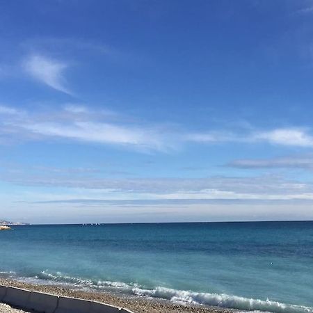 Studio 28 M2 Au Calme A Menton Exteriör bild