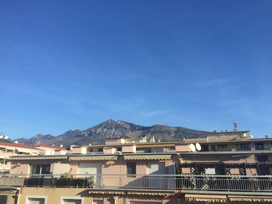 Studio 28 M2 Au Calme A Menton Exteriör bild